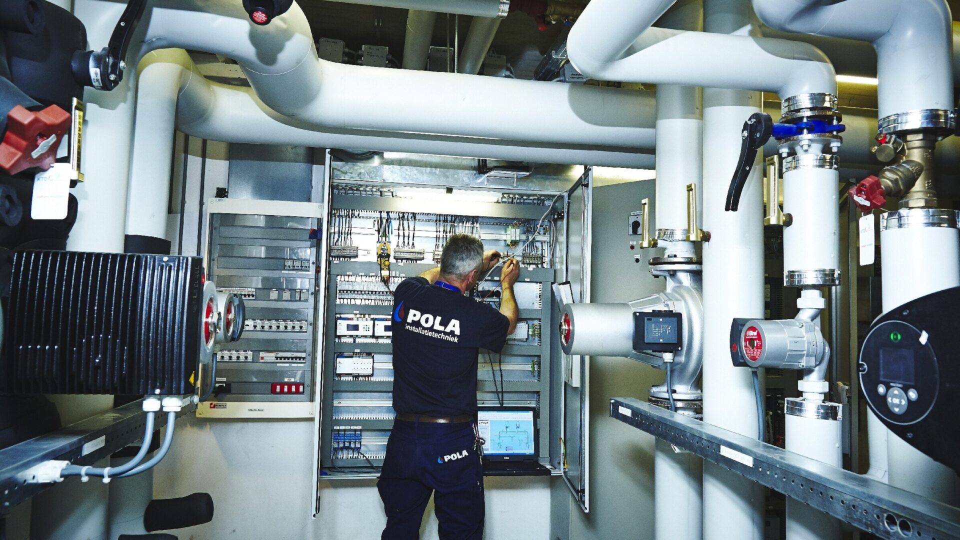 monteur service werkzaamheden elektra op locatie