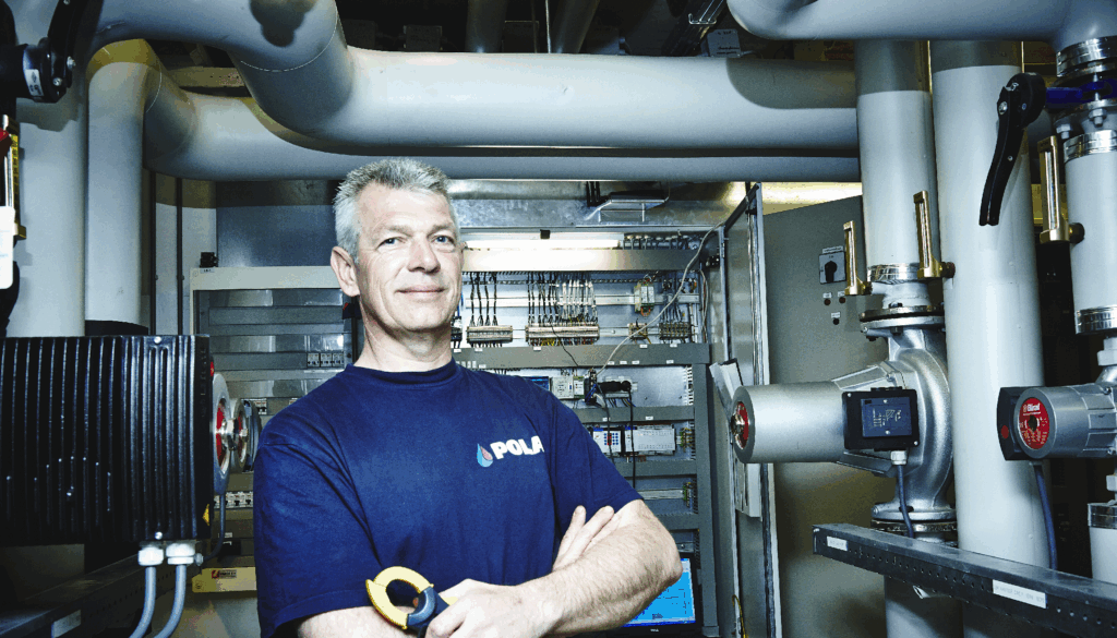 service monteur onderhoud en storingen pola