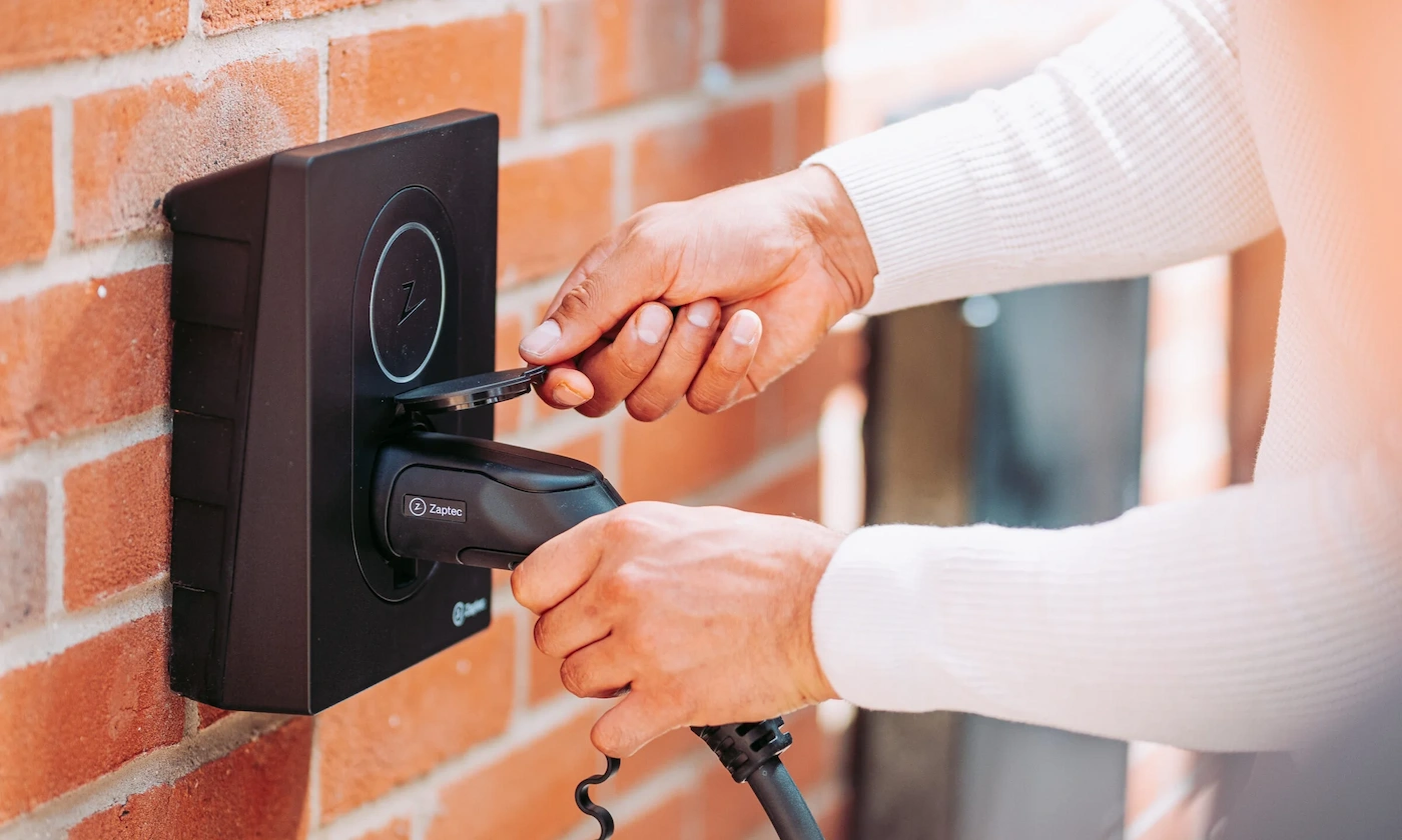 Laadunit Zaptec Go Pola Installatietechniek