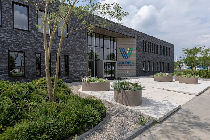 Varex Imaging Pand Voorkant Zijaanzicht